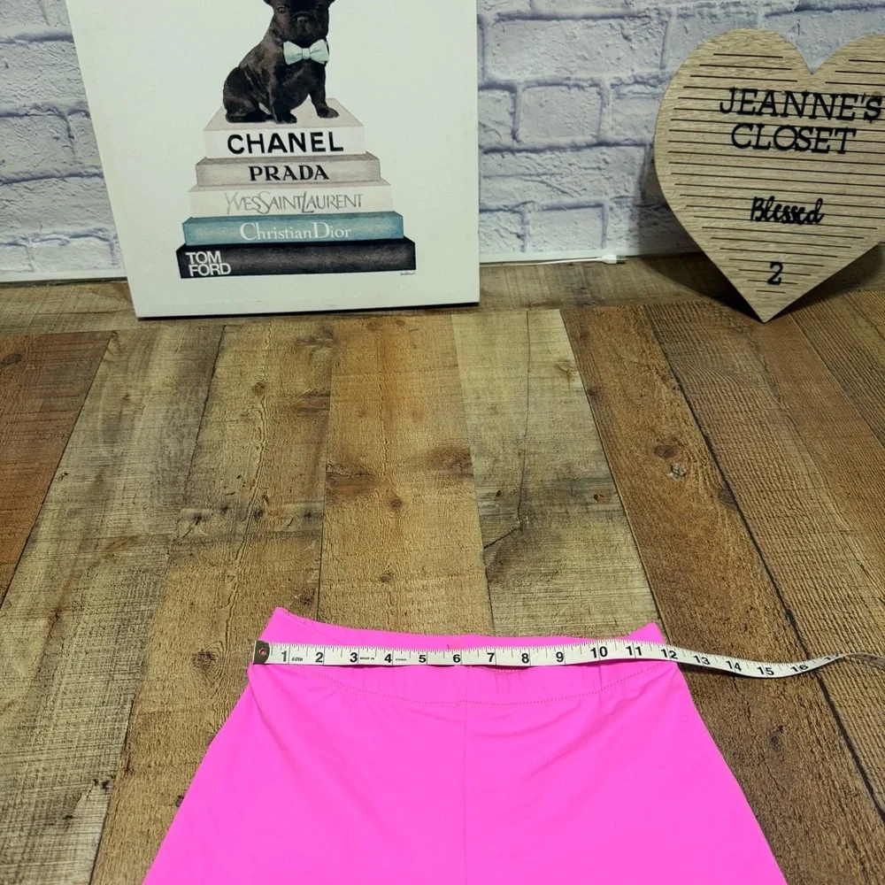 SKIMS Recycled Swim Mid Waist Short Limited Edition - Taffy size S